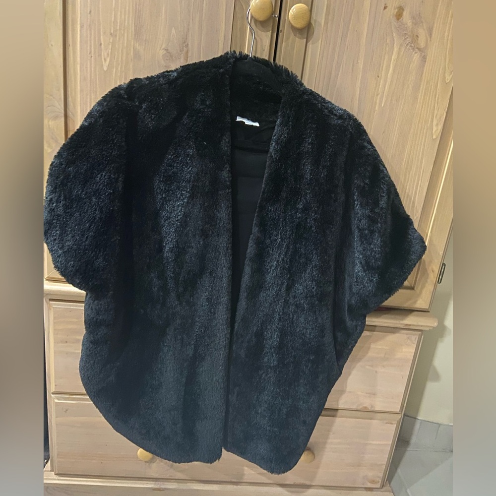 Faux fur shrug jacket